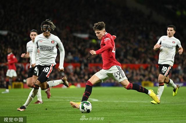 以其出色的 以其出色的