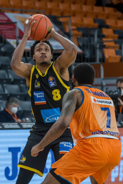 当这一切突 当这一切突